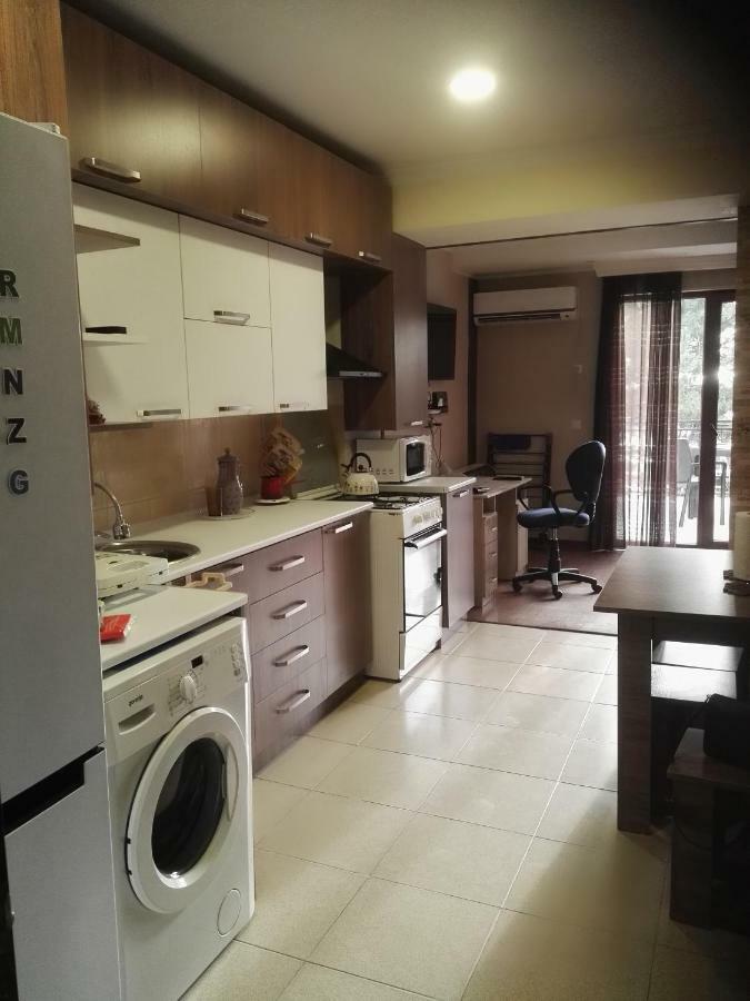 Apartment Agmashenebeli 99 Кобулети Экстерьер фото